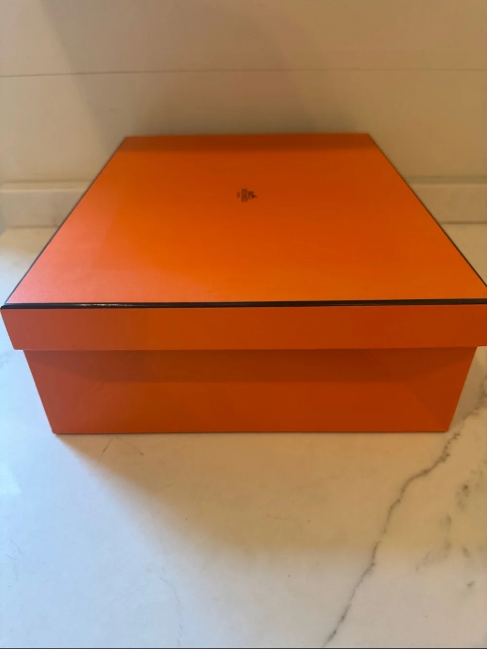 Hermès Orange Gift Box with Black Ribbon 11.5x14x4.5